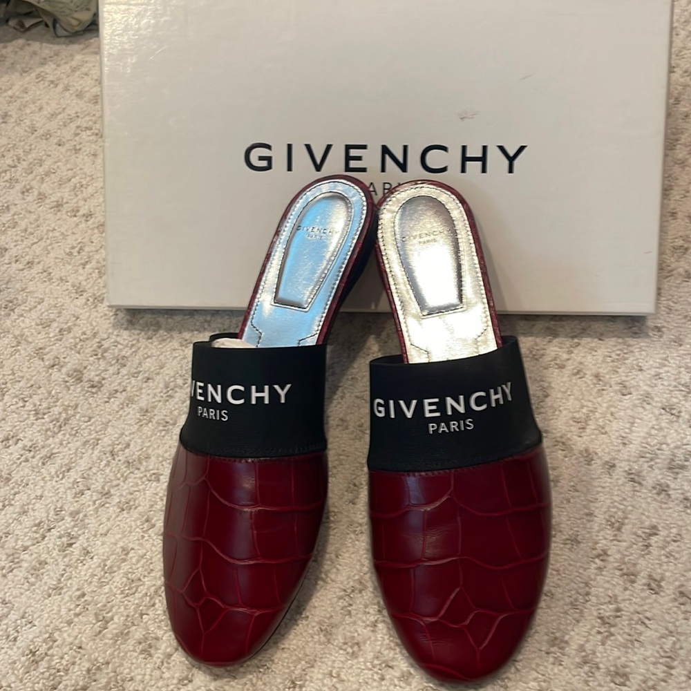 Givenchy red croc leather flat mule